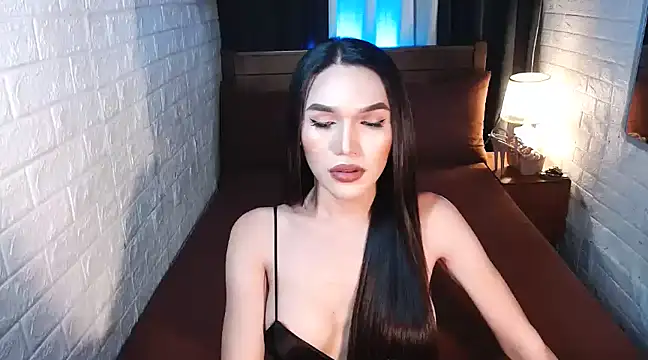 Sexy Adrestia online show from 02/05/25, 08:32