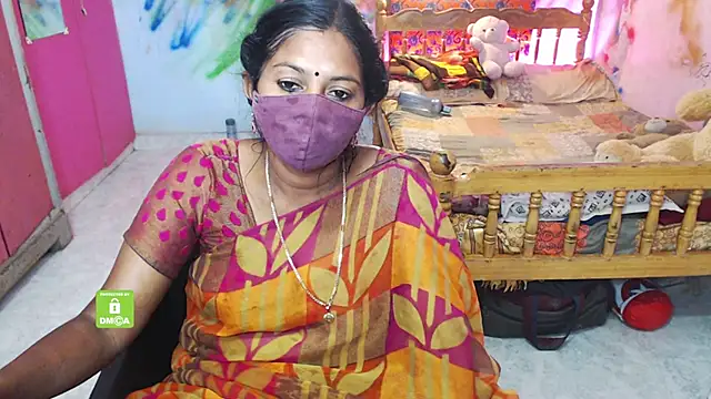 Snapshot of Novapol chatting on 11/27/25, 01:22 Novapol online show from 11/27/25, 01:22