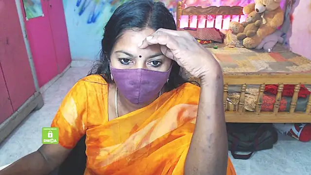 Snapshot of Novapol chatting on 12/05/25, 05:50 Novapol online show from 12/05/25, 05:50