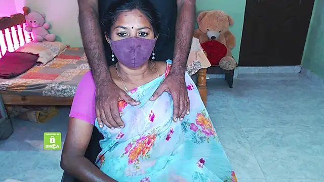 Snapshot of Novapol chatting on 12/14/25, 12:00 Novapol online show from 12/14/25, 12:00