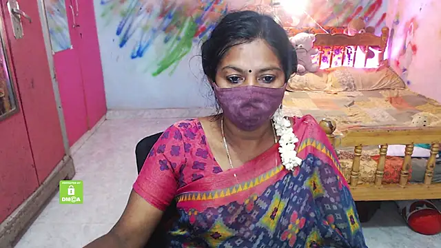 Snapshot of Novapol chatting on 11/16/25, 05:17 Novapol online show from 11/16/25, 05:17