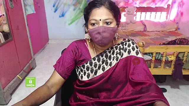 Snapshot of Novapol chatting on 09/17/25, 12:40 Novapol online show from 09/17/25, 12:40