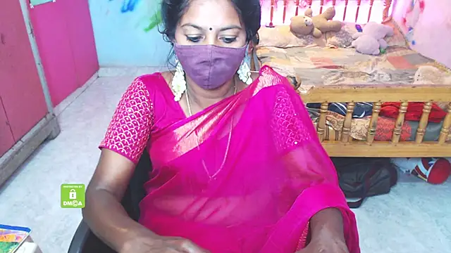 Snapshot of Novapol chatting on 12/05/25, 05:55 Novapol online show from 12/05/25, 05:55