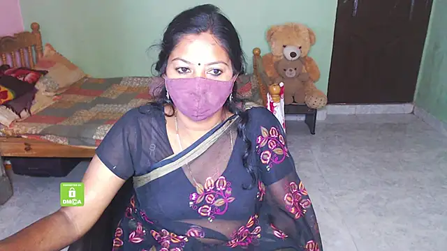 Snapshot of Novapol chatting on 12/18/25, 05:45 Novapol online show from 12/18/25, 05:45