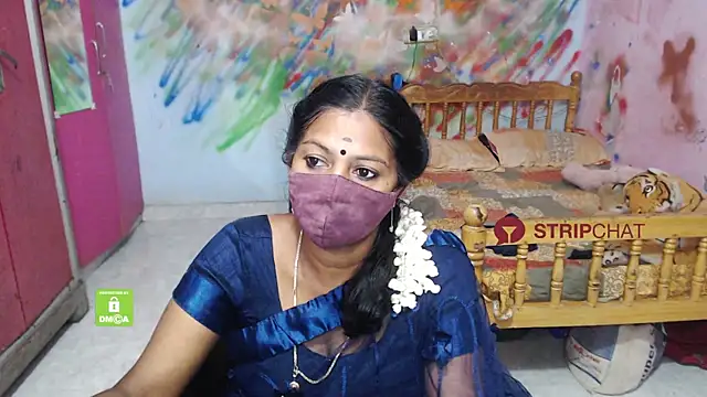 Snapshot of Novapol chatting on 09/27/25, 01:17 Novapol online show from 09/27/25, 01:17