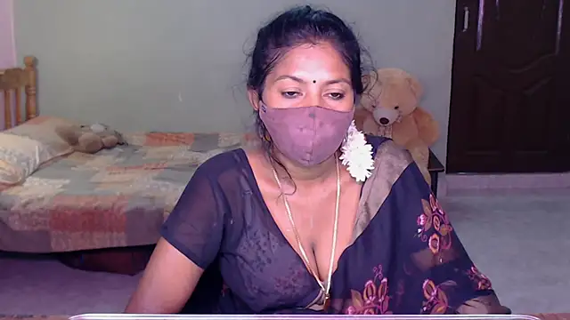 Snapshot of Novapol chatting on 06/07/26, 01:16 Novapol online show from 06/07/26, 01:16