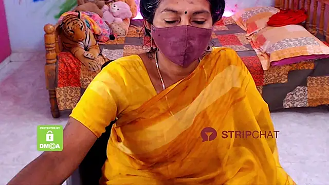 Snapshot of Novapol chatting on 03/09/25, 05:39 Novapol online show from 03/09/25, 05:39