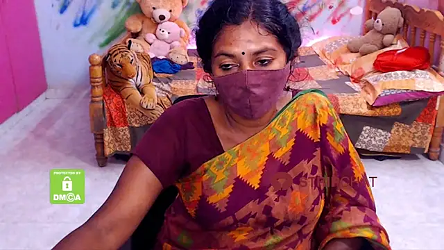 Snapshot of Novapol chatting on 03/04/25, 05:45 Novapol online show from 03/04/25, 05:45