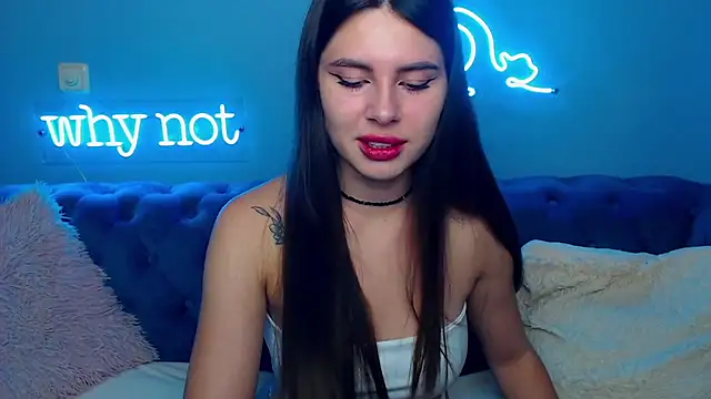 Snapshot of ViollinaLove chatting on 10/03/25, 04:47 ViollinaLove online show from 10/03/25, 04:47
