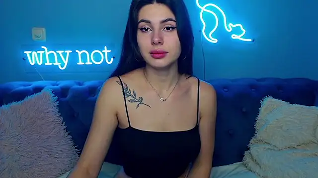 ViollinaLove online show from 11/11/25, 05:35