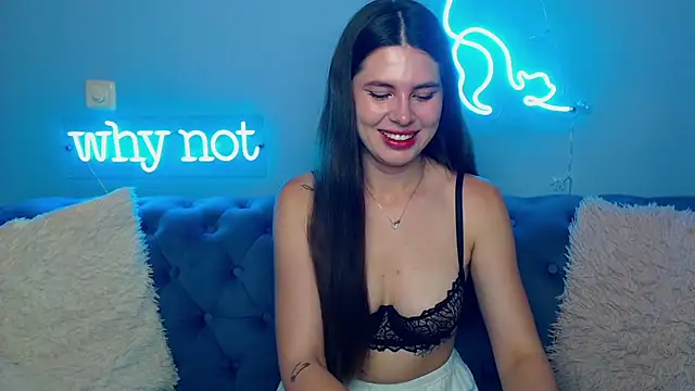 Snapshot of ViollinaLove chatting on 06/20/26, 04:39 ViollinaLove online show from 06/20/26, 04:39