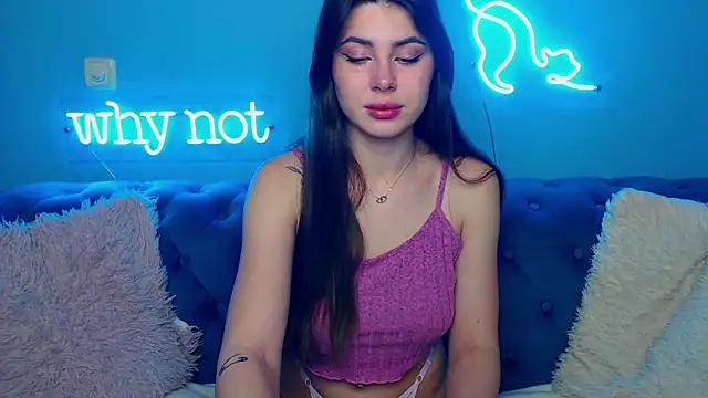 ViollinaLove online show from 12/01/25, 05:41