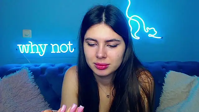 ViollinaLove online show from 11/30/25, 07:31