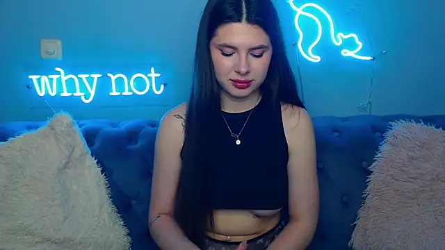 ViollinaLove online show from 03/28/26, 05:52