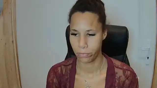 AaliyahHarris online show from 10/11/25, 08:21