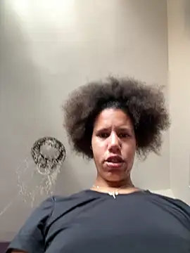Snapshot of AaliyahHarris chatting on 06/05/26, 08:09 AaliyahHarris online show from 06/05/26, 08:09