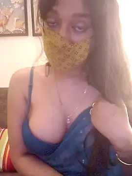 Snapshot of Lavanya_Shah chatting on 02/11/25, 02:35 Lavanya Shah online show from 02/11/25, 02:35