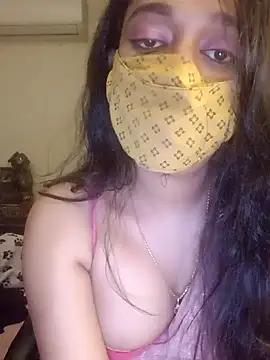 Snapshot of Lavanya_Shah chatting on 12/18/24, 03:11 Lavanya Shah online show from 12/18/24, 03:11