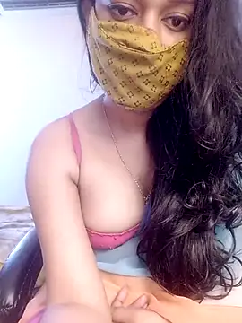 Snapshot of Lavanya_Shah chatting on 03/06/25, 06:52 Lavanya Shah online show from 03/06/25, 06:52