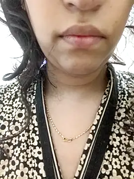 Snapshot of Lavanya_Shah chatting on 09/10/25, 04:33 Lavanya Shah online show from 09/10/25, 04:33