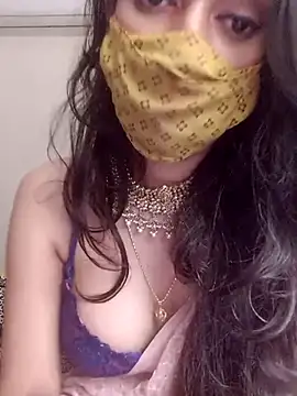 Snapshot of Lavanya_Shah chatting on 10/14/25, 02:39 Lavanya Shah online show from 10/14/25, 02:39