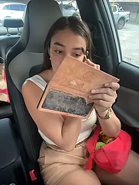 Hall 16 online show from 10/30/25, 08:39