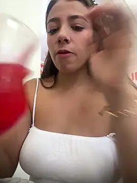 Hall 16 online show from 10/27/25, 08:32