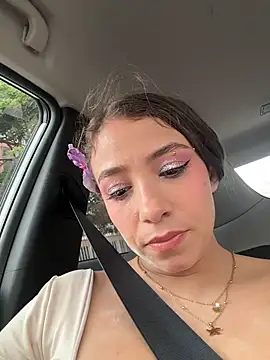 Snapshot of Hall_16 chatting on 02/14/26, 09:48 Hall 16 online show from 02/14/26, 09:48