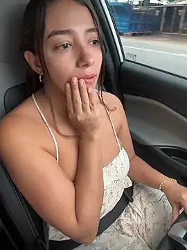 Snapshot of Hall_16 chatting on 01/12/26, 08:36 Hall 16 online show from 01/12/26, 08:36