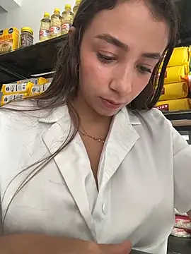 Snapshot of Hall_16 chatting on 02/24/26, 05:14 Hall 16 online show from 02/24/26, 05:14