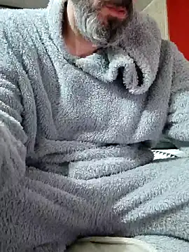 207RCCam online show from 12/08/24, 03:50