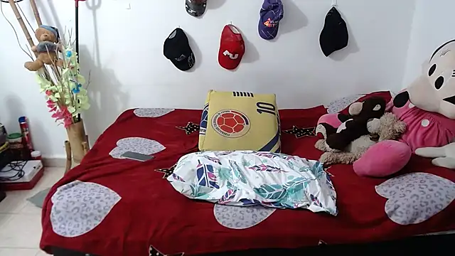 Britney-22 online show from 04/11/26, 01:57