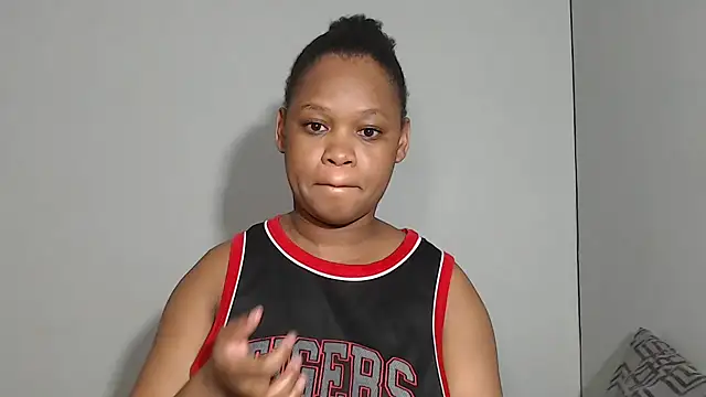 ANGELINE600 online show from 10/25/25, 10:10