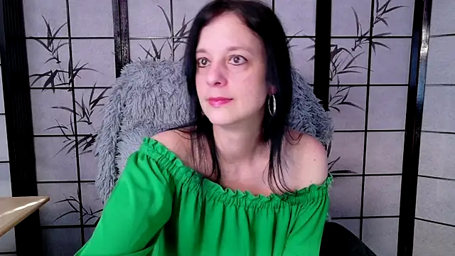  Sweetlonglips  online show from 04/24/26, 07:54