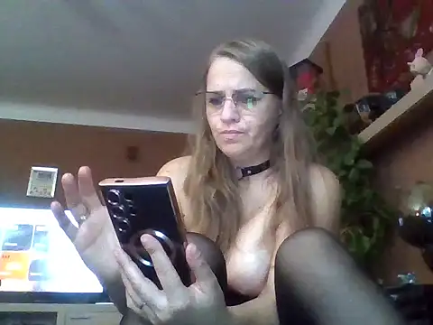 Blonikicia online show from 11/27/25, 09:43