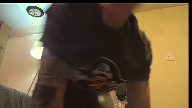 MaddisonX online show from 12/01/25, 07:20