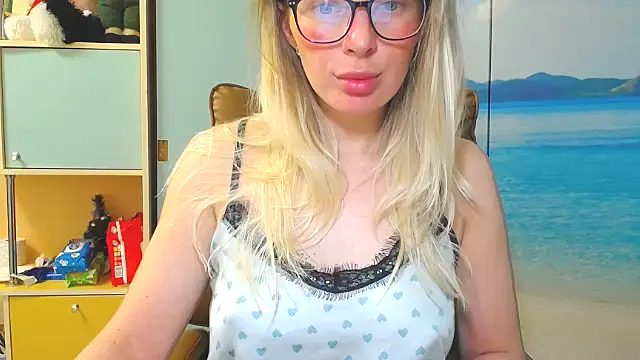 Snapshot of miaa_sunn chatting on 05/11/26, 09:23 miaa sunn online show from 05/11/26, 09:23