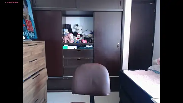 Snapshot of morgan_777 chatting on 12/01/25, 04:52 morgan 777 online show from 12/01/25, 04:52