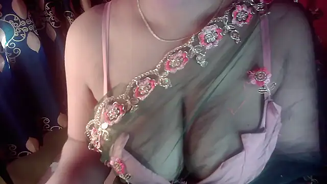 banglarani880 online show from 10/17/25, 03:43