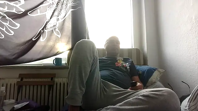 Azad64 online show from 11/12/25, 02:21