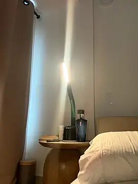 curchez  online show from 11/18/25, 07:06