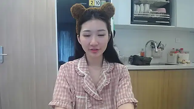 Snapshot of Asiagirll chatting on 04/29/26, 02:49 Asiagirll online show from 04/29/26, 02:49