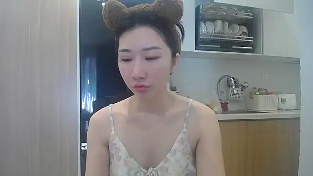 Snapshot of Asiagirll chatting on 05/25/26, 01:49 Asiagirll online show from 05/25/26, 01:49