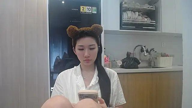 Snapshot of Asiagirll chatting on 06/28/26, 02:18 Asiagirll online show from 06/28/26, 02:18