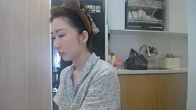 Snapshot of Asiagirll chatting on 06/04/26, 01:32 Asiagirll online show from 06/04/26, 01:32