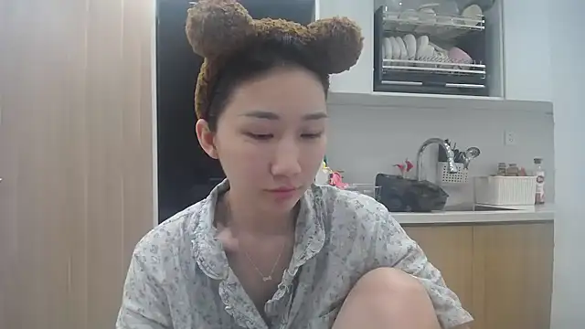 Snapshot of Asiagirll chatting on 07/06/26, 03:25 Asiagirll online show from 07/06/26, 03:25