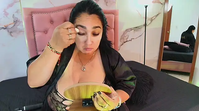 Snapshot of Eva_MilfF chatting on 04/09/26, 01:28 Eva MilfF online show from 04/09/26, 01:28