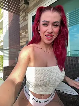 Pia July  online show from 10/19/25, 12:30