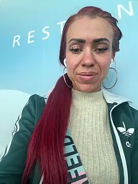 Pia July  online show from 04/15/26, 10:43