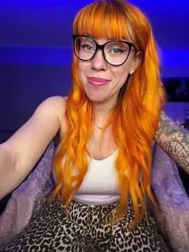 Pia July  online show from 01/16/25, 09:08